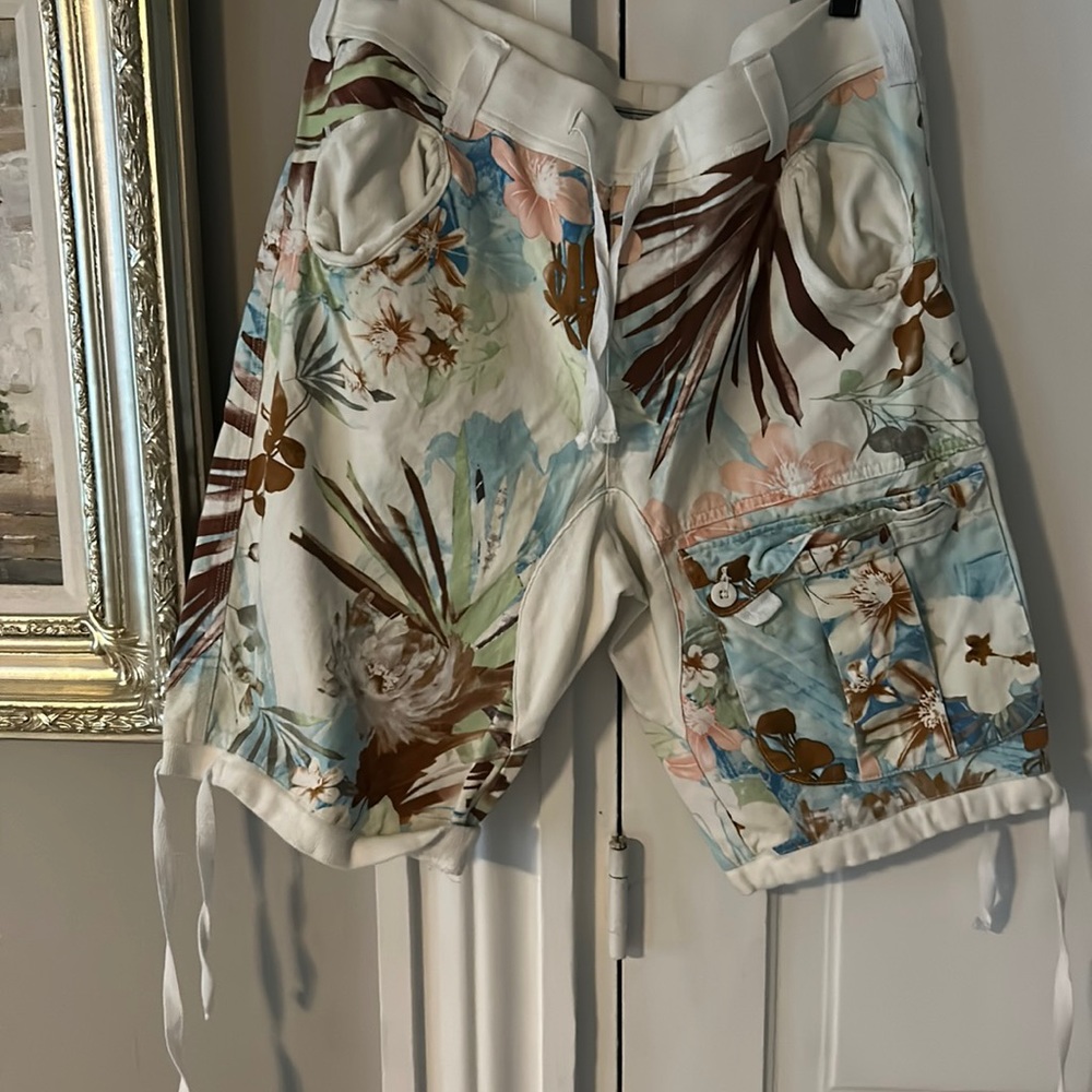 Waimea Shorts NWOT